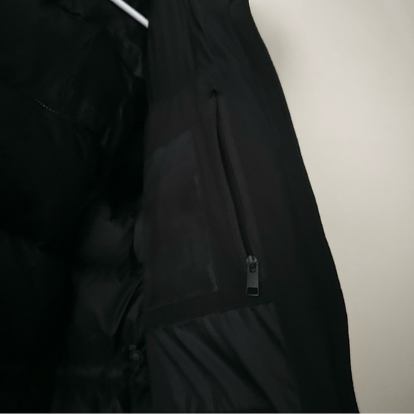 Aritzia Explore Waterproof Parka - Picture 11 of 15